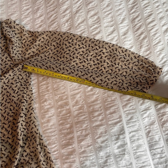 Black and Cream Women's Top - Picture 5 of 8